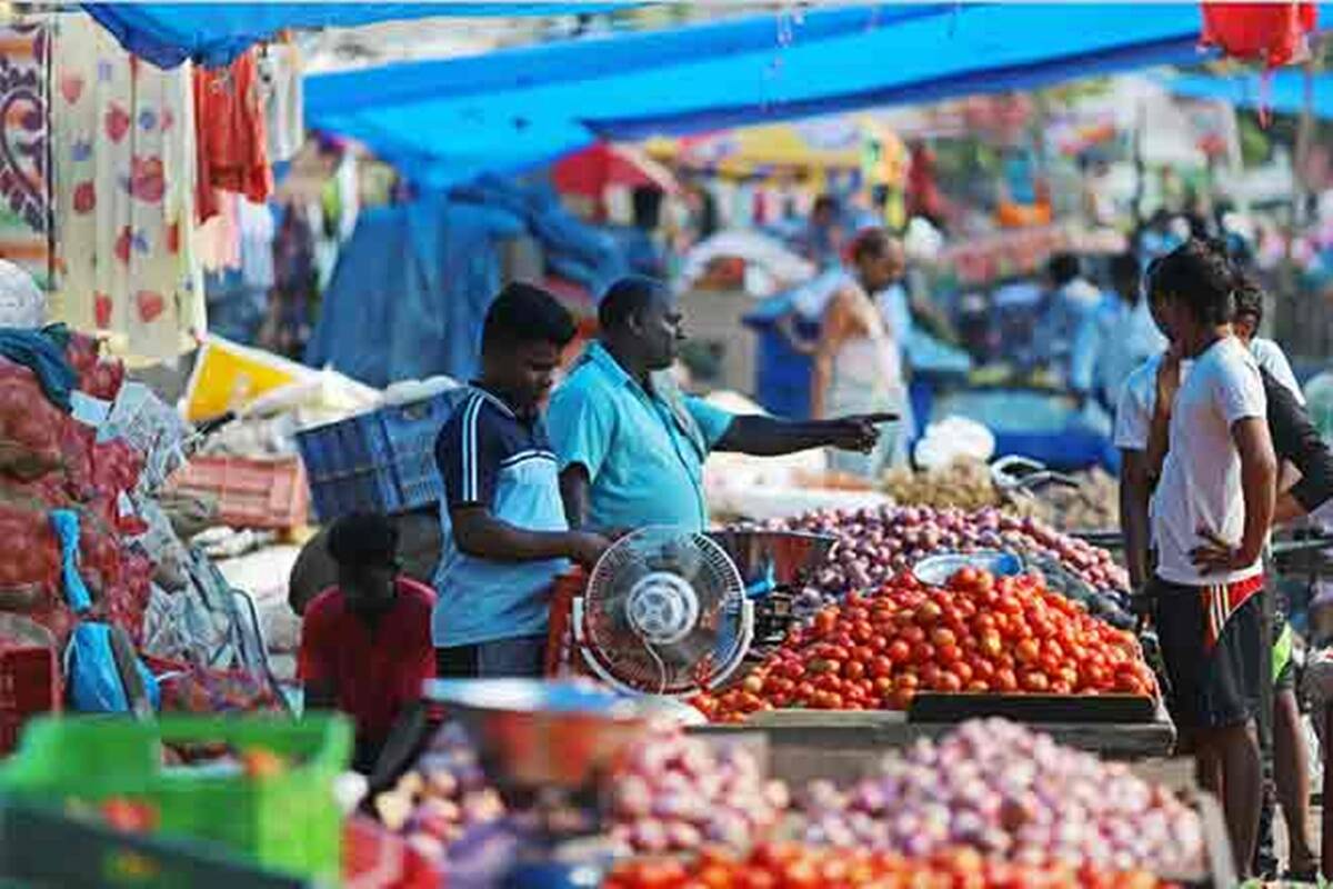 अर्थव्यवस्था के मोर्चे दोहरी खुशखबरी: खुदरा महंगाई में आई कमी जबकि ...